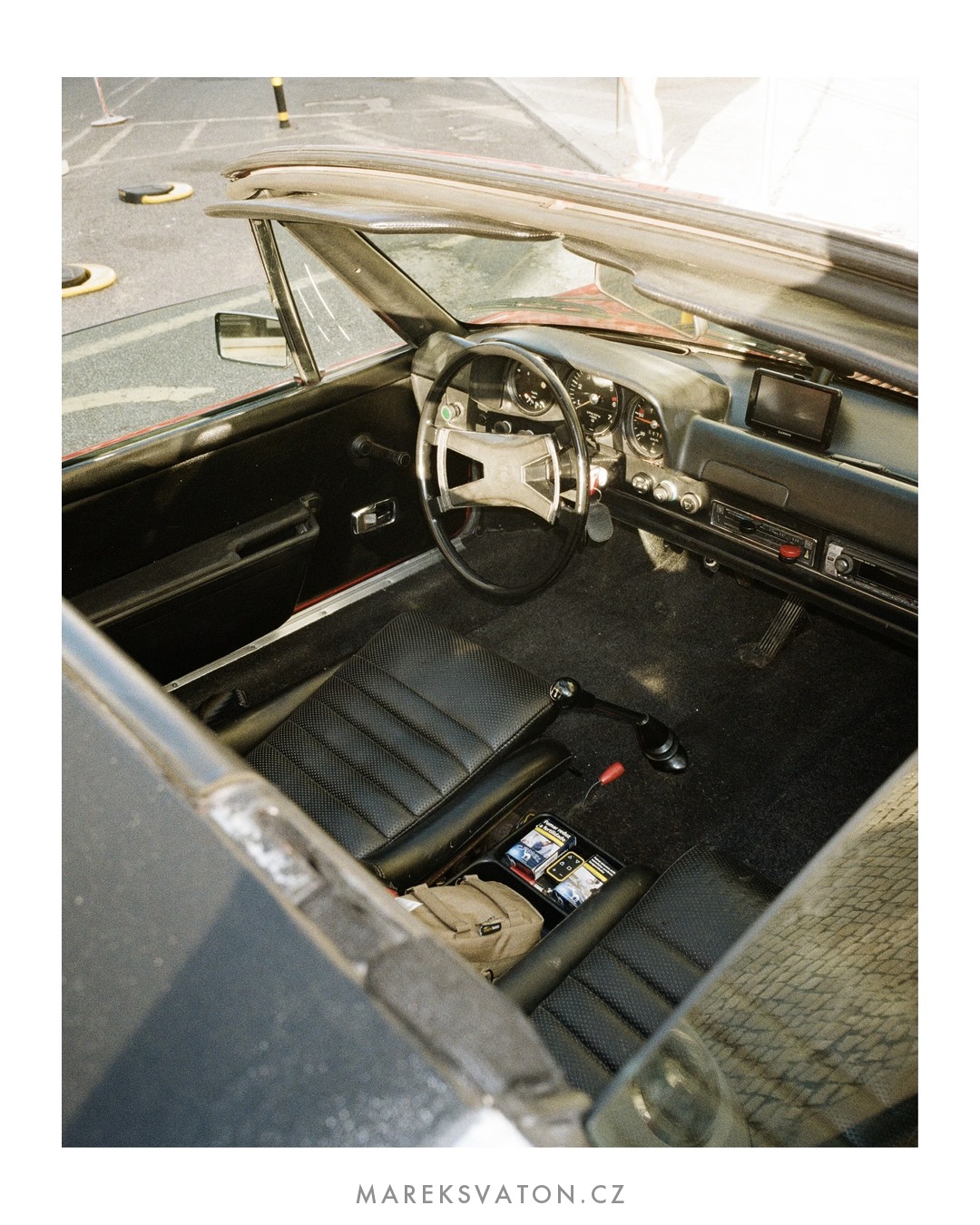 Porsche 914 interior